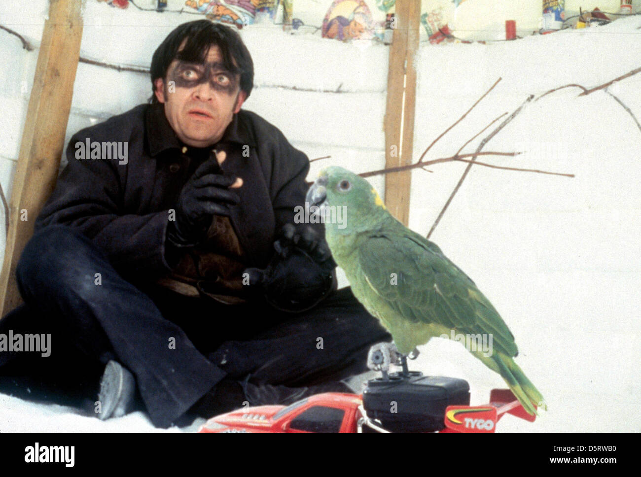 Olek Krupa Home Alone 3 1997 Stock Photo Alamy