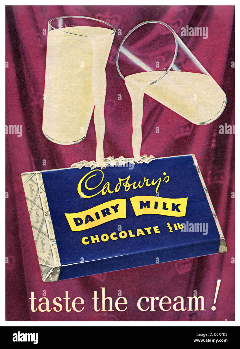 1950’s CADBURY’S CHOCOLATE ADVERT June 1953 vintage Coronation issue of 'Everybodys' magazine with colour advertising page of Cadbury 's chocolate Stock Photo