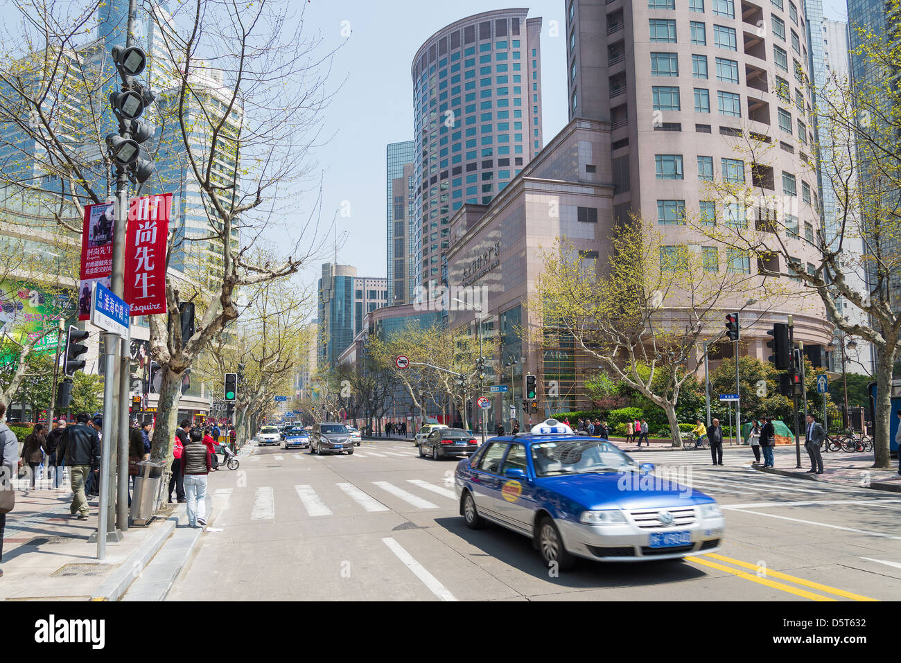 Traffic shanghai city hi-res stock photography and images - Alamy