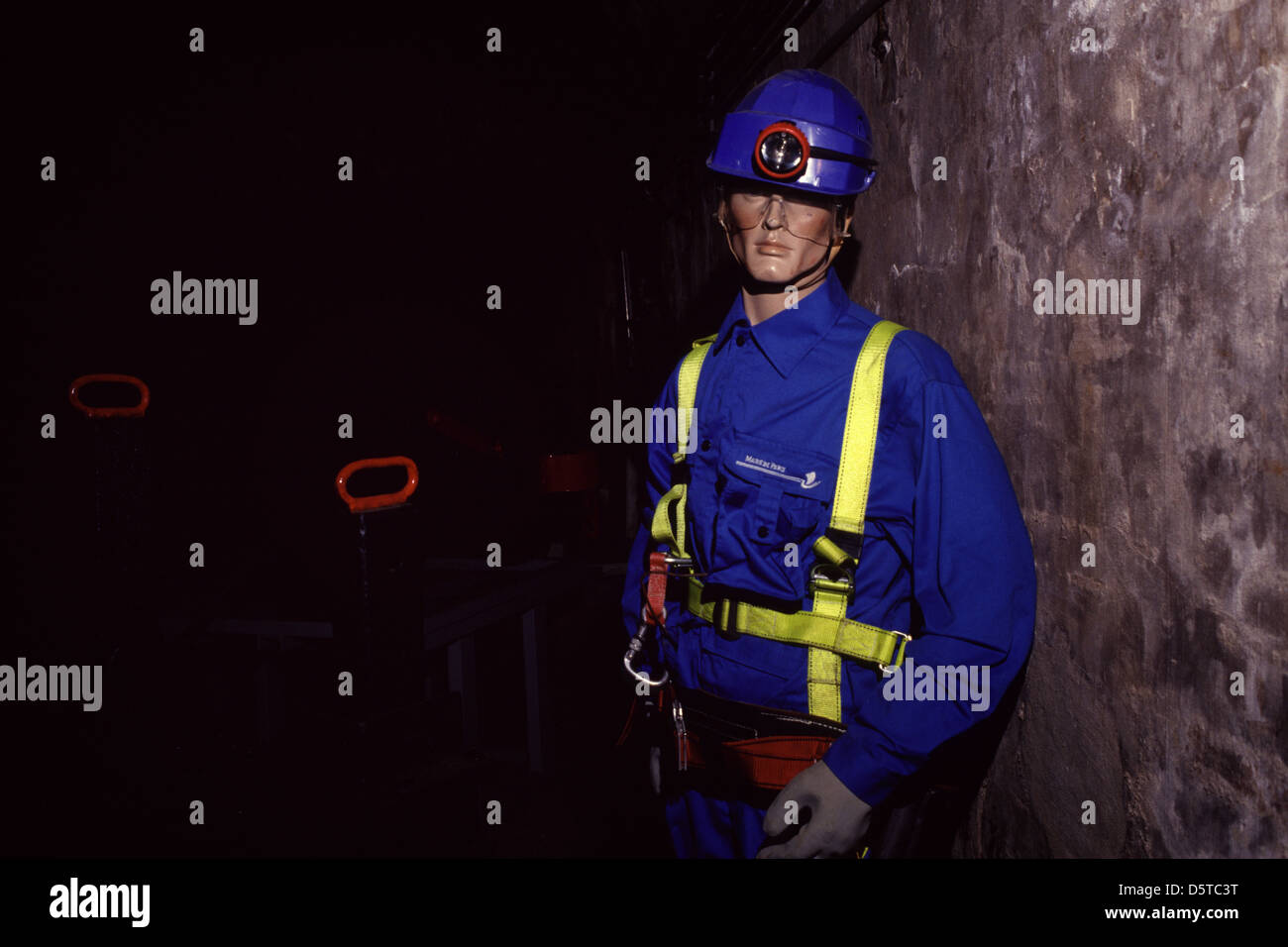 Sewer worker mannequin at the Paris Sewer Museum which details the history of the sewers from their initial development by Hugues Aubriot, provost of Paris in the late 14th century, to their modern structure located in the sewers at the esplanade Habib-Bourguiba, in the 7th arrondissement of Paris, France. Stock Photo