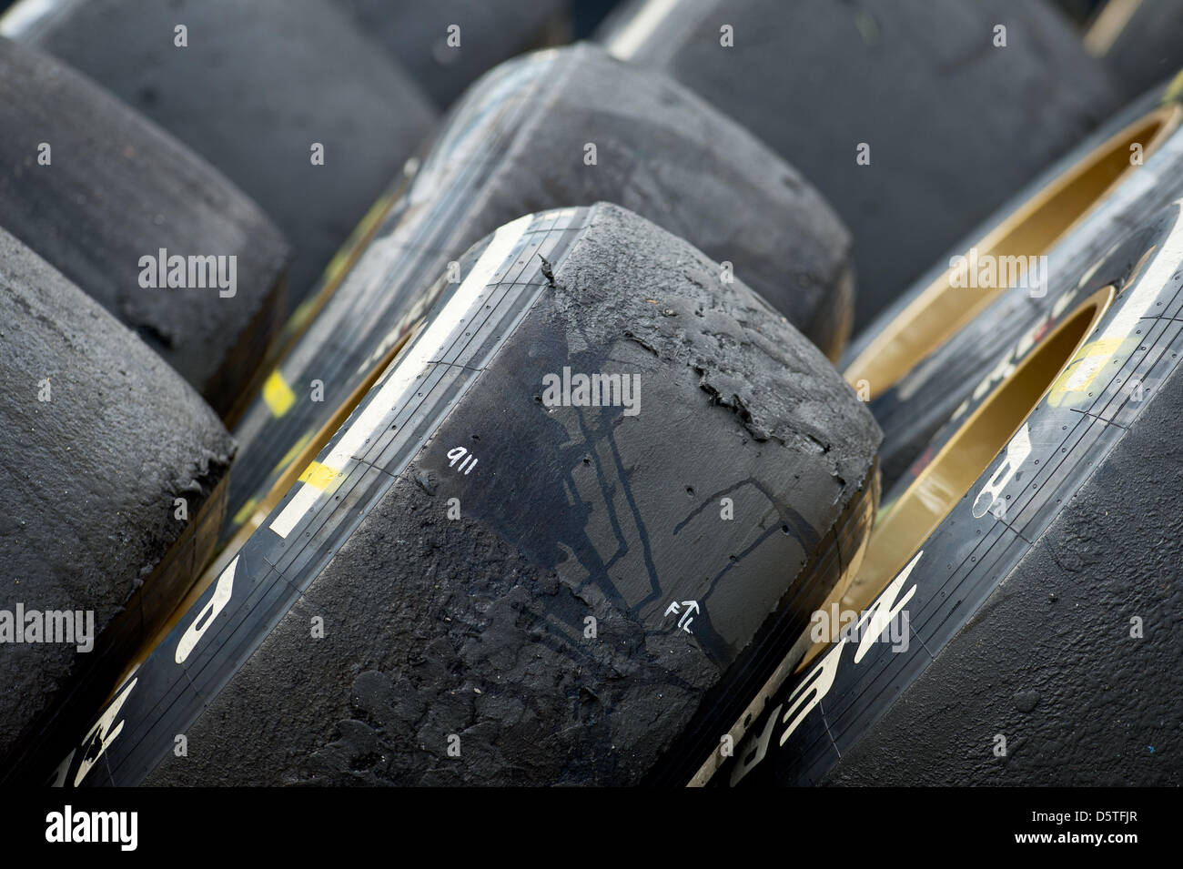 Racing slicks hi-res stock photography and images - Alamy