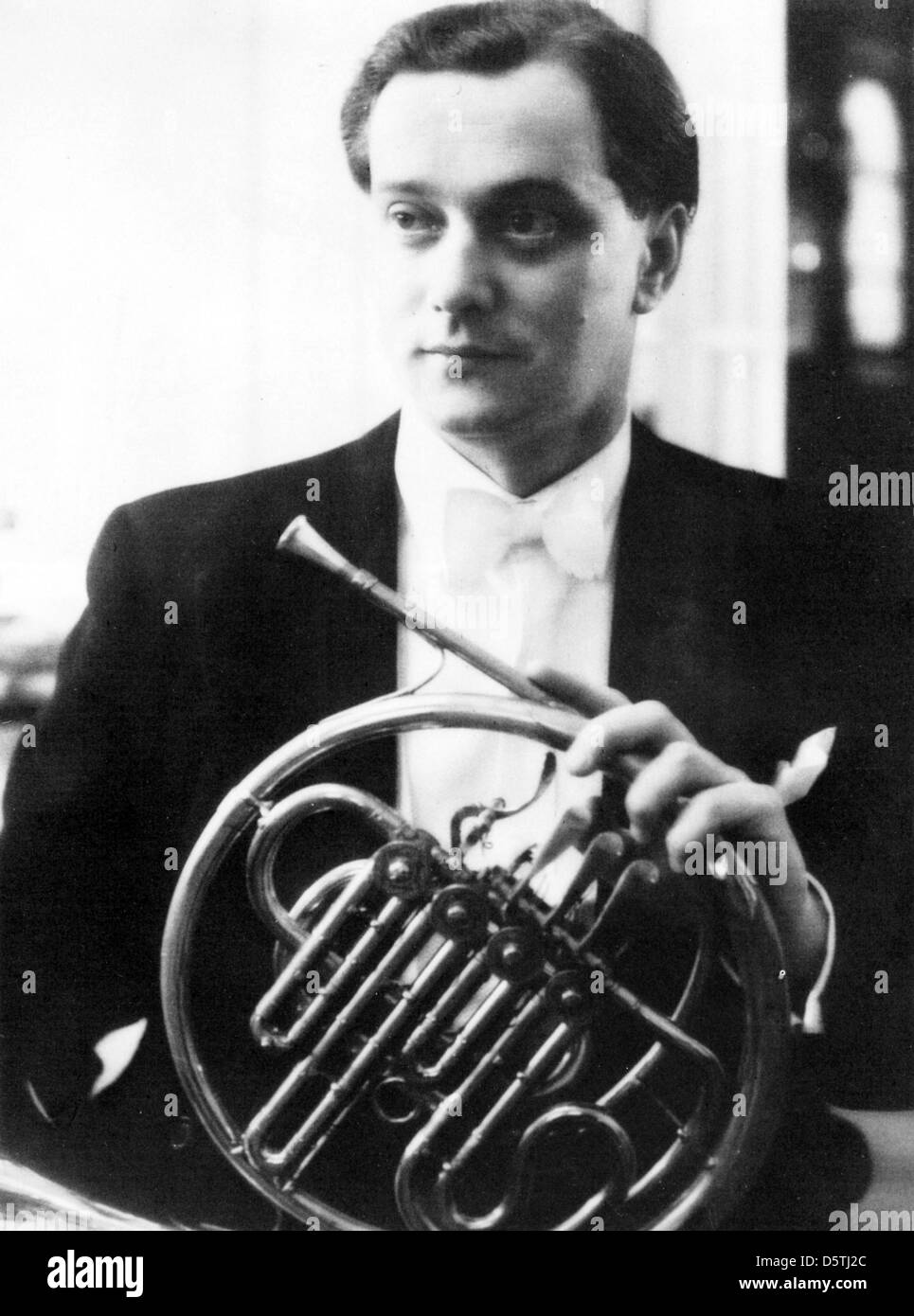 DENNIS BRAIN (1921-1957) British horn player Stock Photo - Alamy