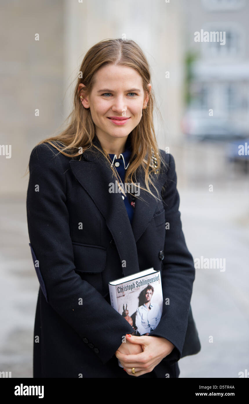 Publisher and wife of the deceased German  film and theatre director Schlingensief, Aino Laberenz, stands in front of the Volksbuehne in Berlin, Germany, 24 September 2012. She presented the book 'Ich weiss, ich war's' ('I know, it was me') by Christoph Schlingensief which will be published on 08 October 2012. Photo: SOEREN STACHE Stock Photo