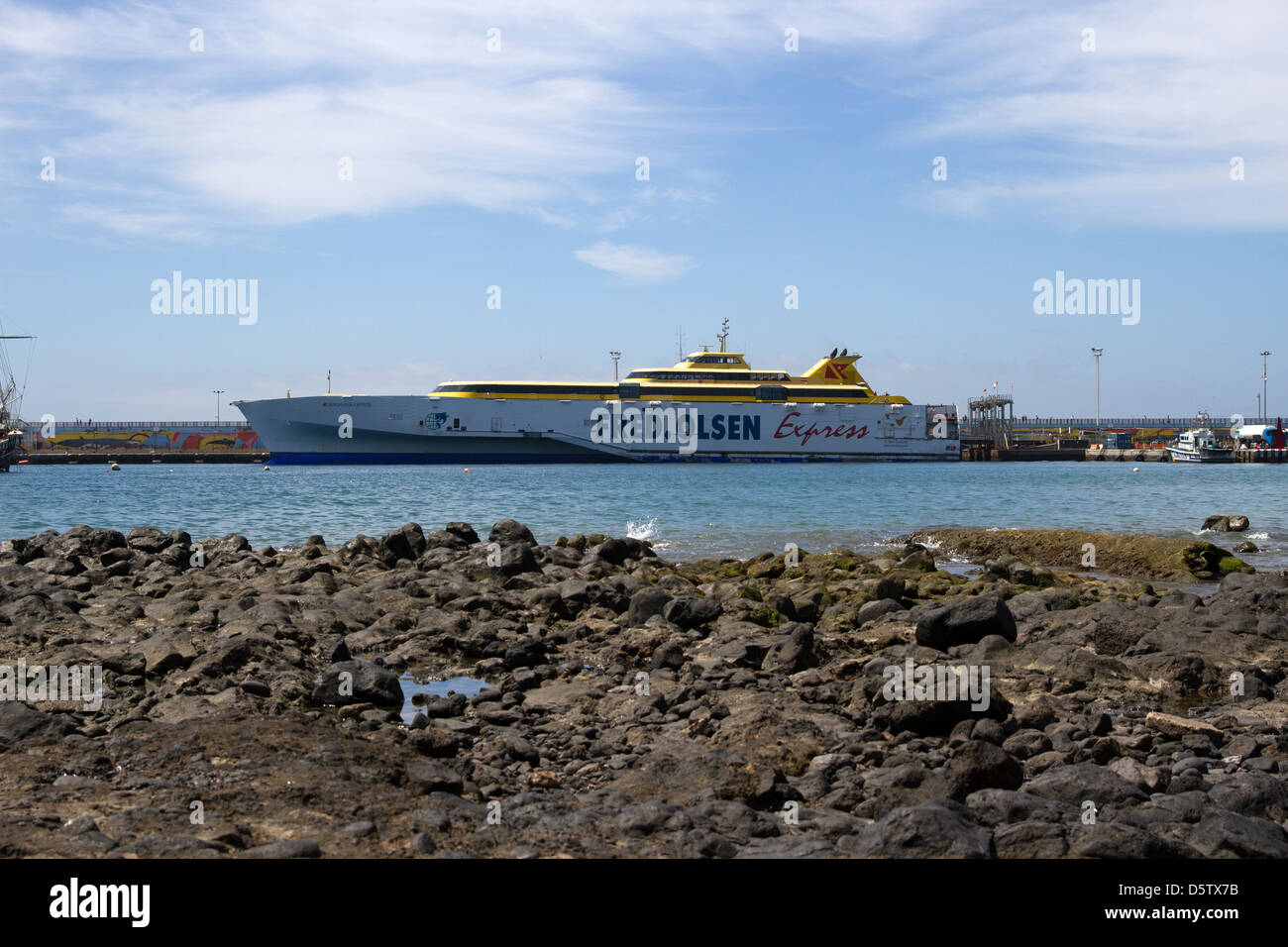 Los cristianos ferry fred olsen hires stock photography and images Alamy
