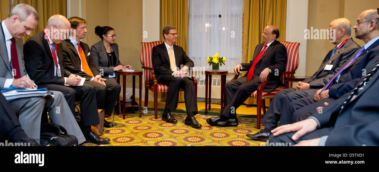 German Foreign Minister Guido Westerwelle (FDP, C-L) meets Yemeni President Abd Rabbuh Mansur Al-Hadi in New York, USA, 27 September 2012. Westerwelle is in New York from 21 till 28 September 2012 for the 67th United Nations General Assembly. Photo: SVEN HOPPE Stock Photo