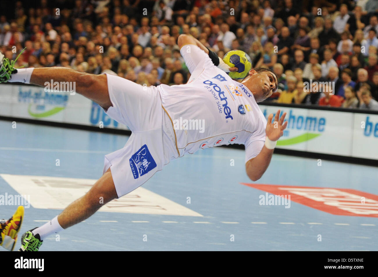 Montpellier's Issam Tej throws the ball during the European Handball Federation (EHF) Champions League match between SG Flensburg-Handewitt and Montpellier AHB at Campushalle in Flensburg, Germany, 27 September 2012. Photo: BENJAMIN NOLTE Stock Photo
