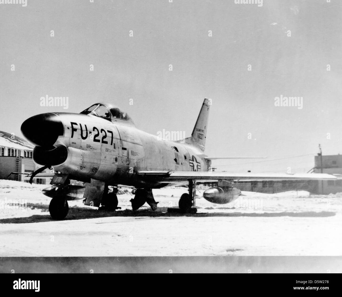North american f 86d sabre hi-res stock photography and