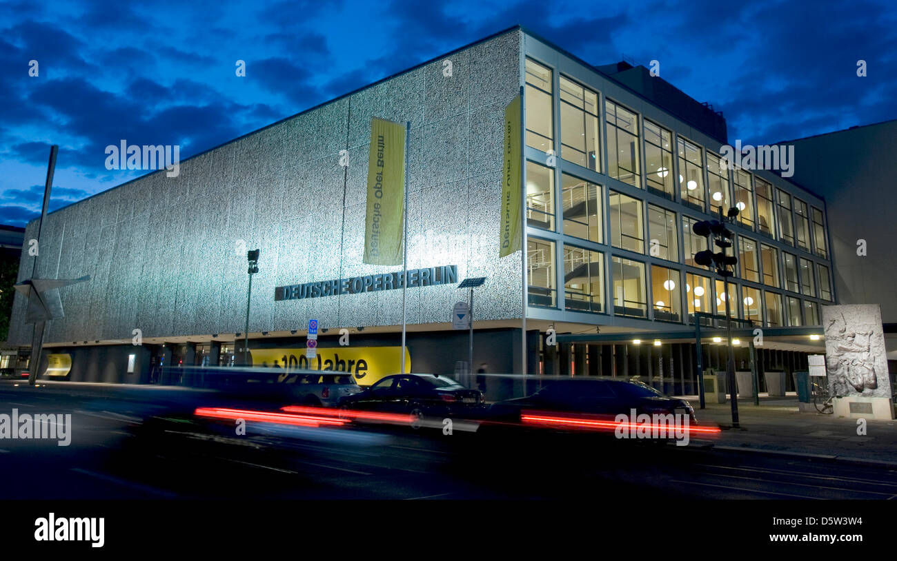 Exterior view of the Deutsche Oper at night in Berlin, Germany, 13 ...