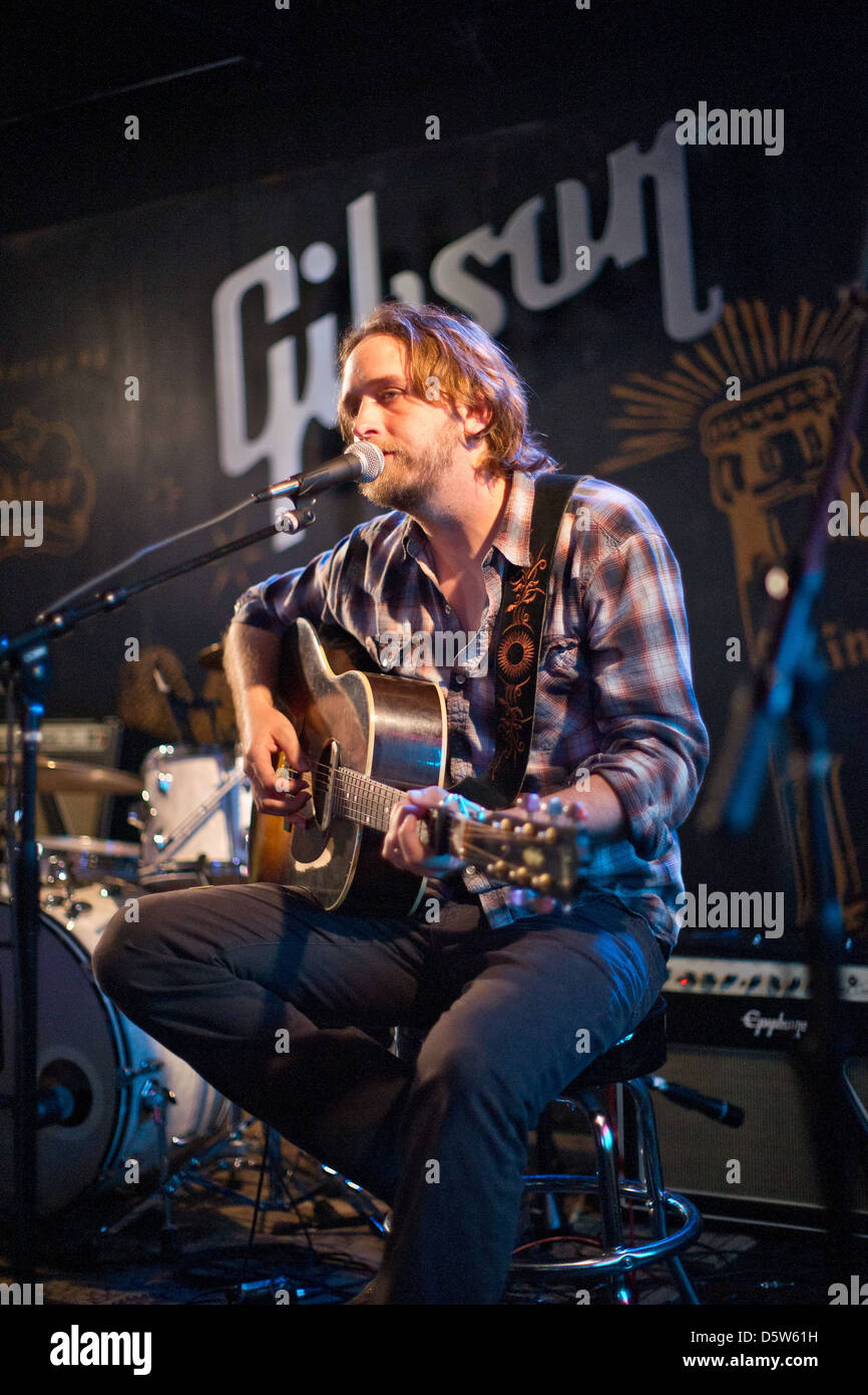 Hayes Carll performing at the 2012 Grounded in Music Benefit Concert at the Gibson Showroom Austin, Texas - 15.02.12 Stock Photo
