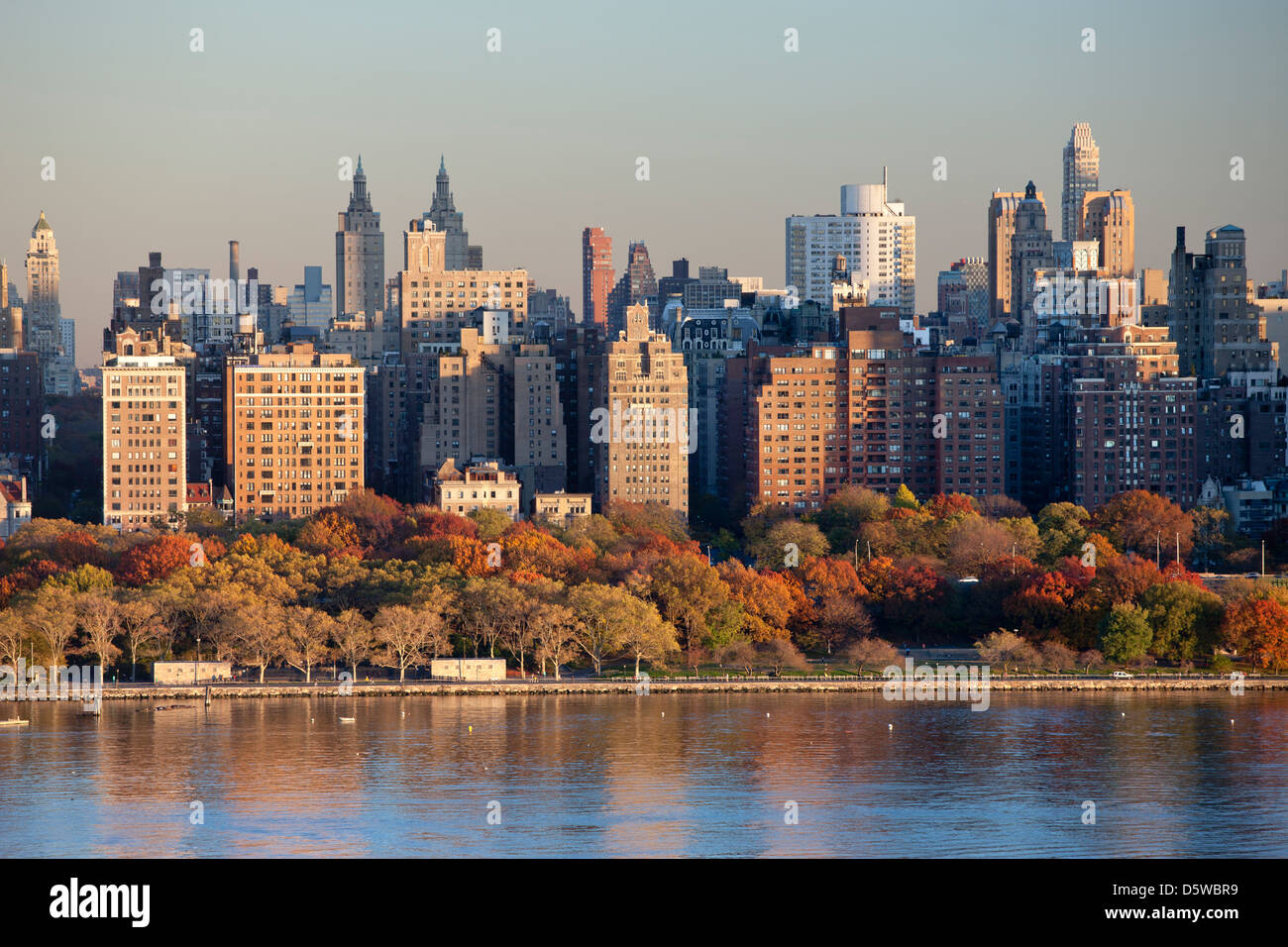 景色の写真 UPPER WESTSIDE SKYLINE HUDSON RIVER MANHATTAN NEW YORK CITY