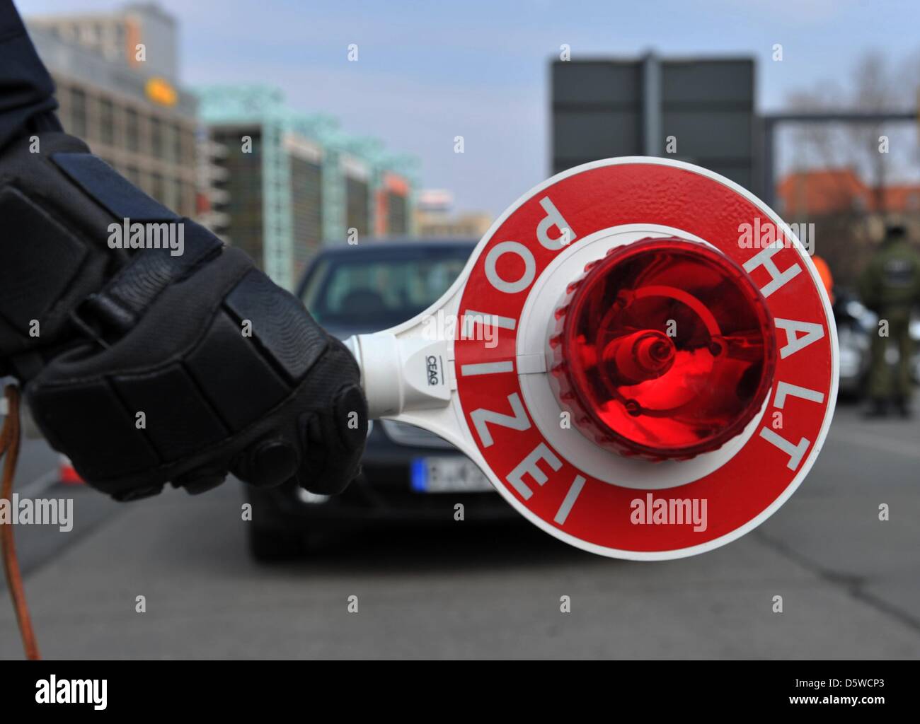 Police checks cars hi-res stock photography and images - Alamy