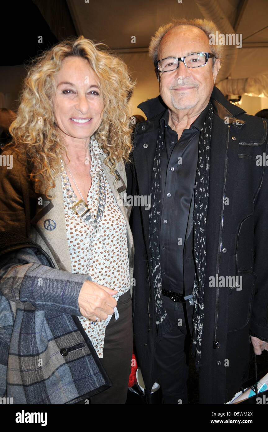 Mick ronson hires stock photography and images Alamy