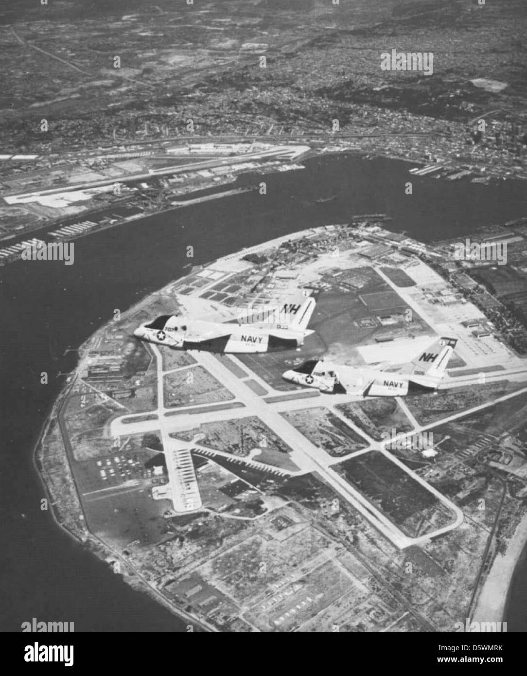 The Lockheed S-3A 'Viking' is a carrier-based anti-submarine warfare ...