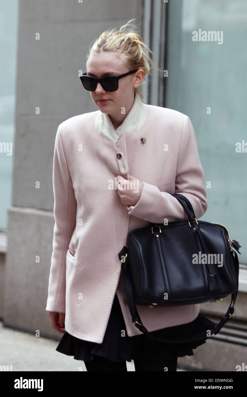 Actress Dakota Fanning taking a stroll in SoHo New York City, USA - 02.