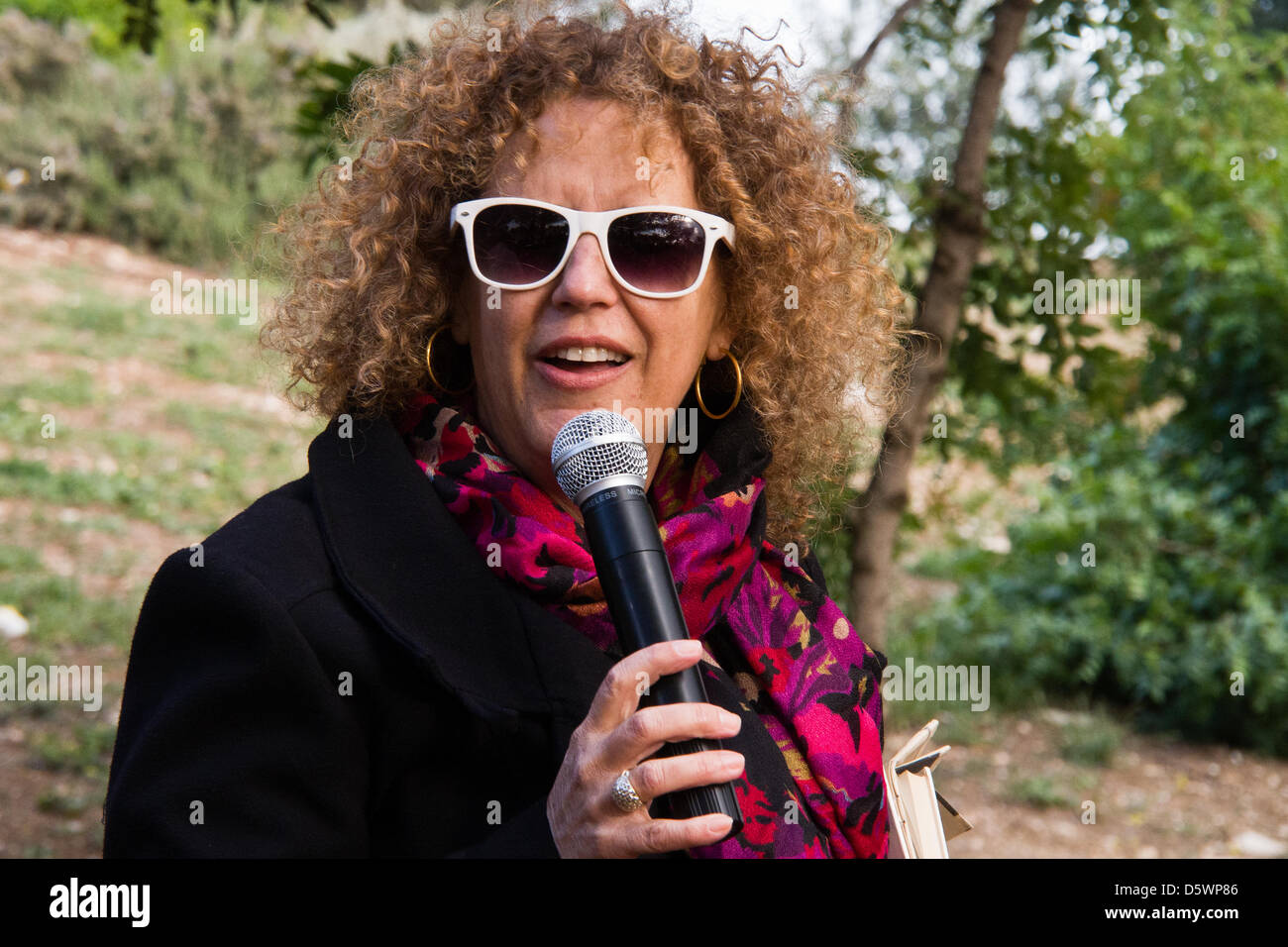 Jerusalem, Israel. 9-Apr-2013. Ayelet Ofir, daughter of a 1948 Irgun fighter who took part in the Deir Yassin invasion, speaks of growing up in the shadow of accusations and guilt.   Deir Yassin, a pre-1948 Arab village adjacent to Jerusalem with a population of about 600, was invaded by paramilitaries from the Jewish Irgun and Lehi groups on April 9, 1948 and around 115 villagers were massacred. Credit: Nir Alon/Alamy Live News Stock Photo