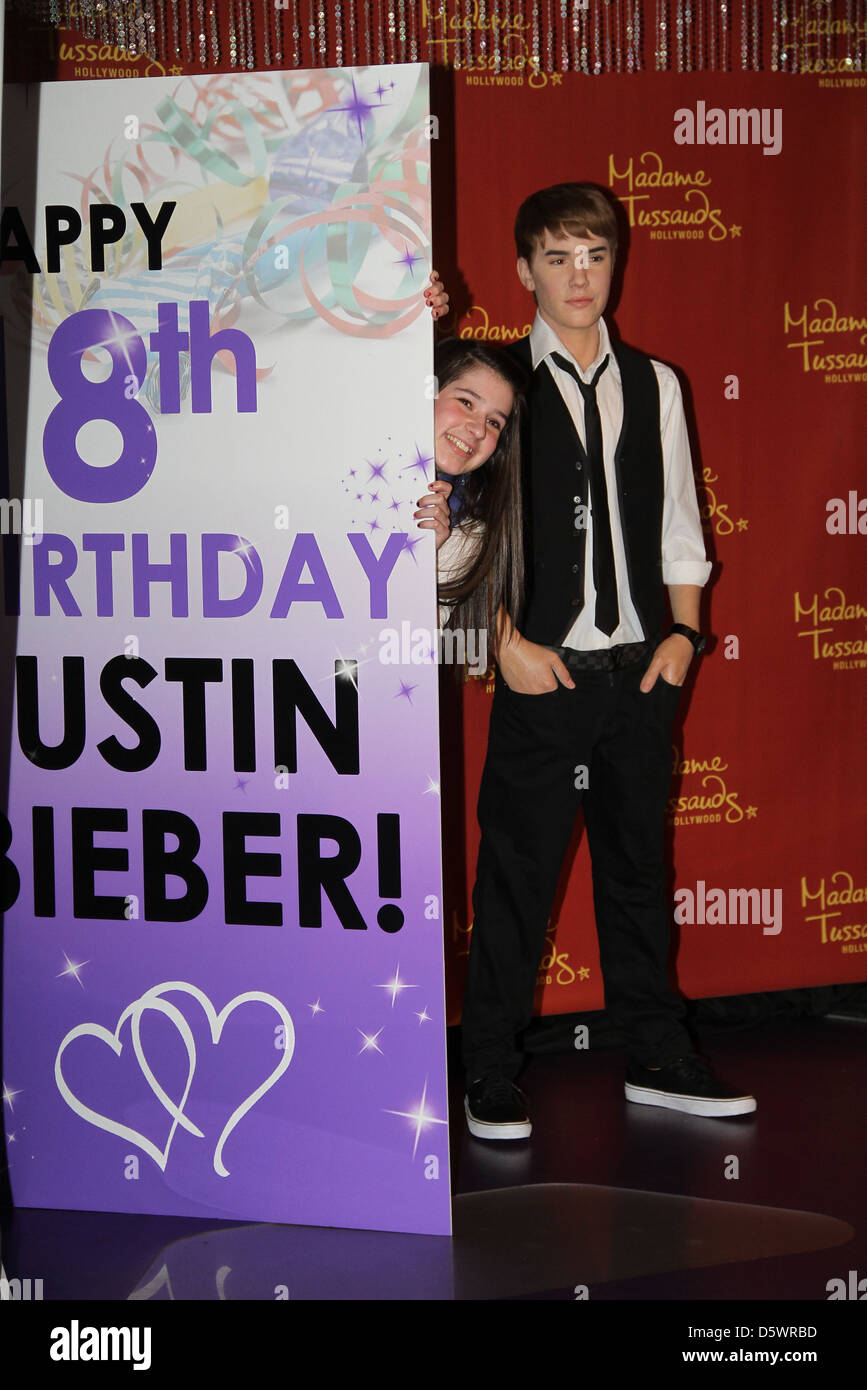 Contest winner Alisha Purdom Madame Tussauds Hollywood and Justin Bieber’s biggest fan Alisha Purdom unveil a brand new Stock Photo