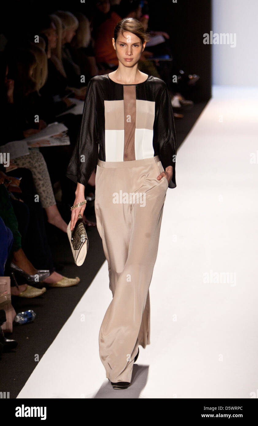 bcbg max azria runway