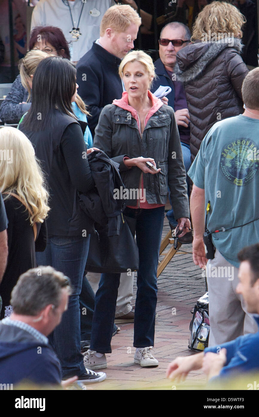 Julie Bowen The cast of 'Modern Family' filming on location at