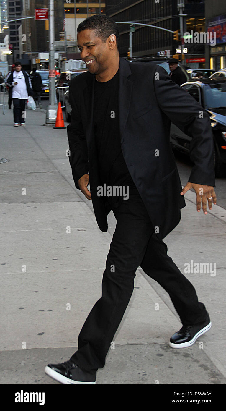 Denzel Washington Celebrities arrive at the Ed Sullivan Theater for ...