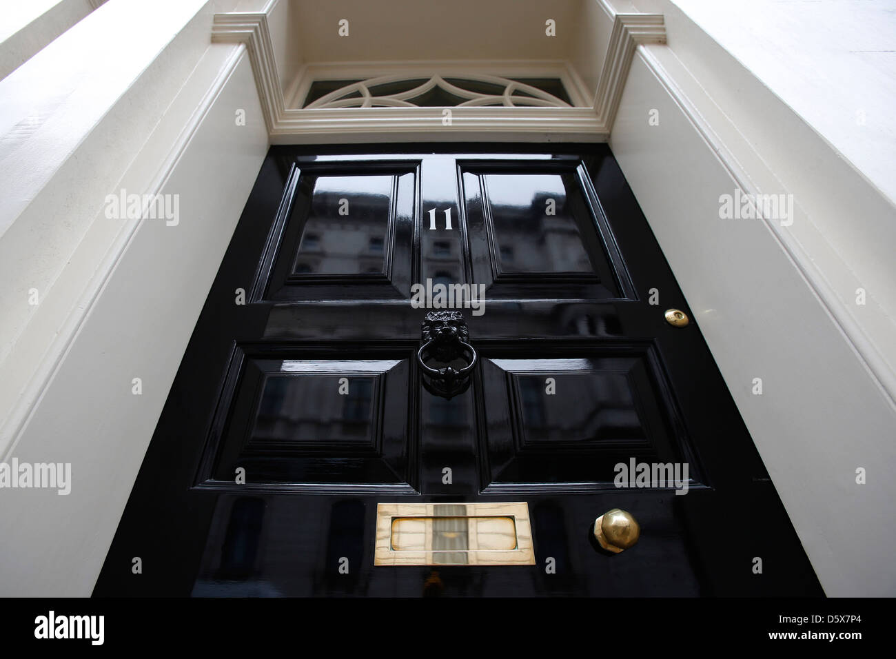 A general view of the entrance door to No:11 Downing Street in London, Britain, on 19  March 2013. Stock Photo