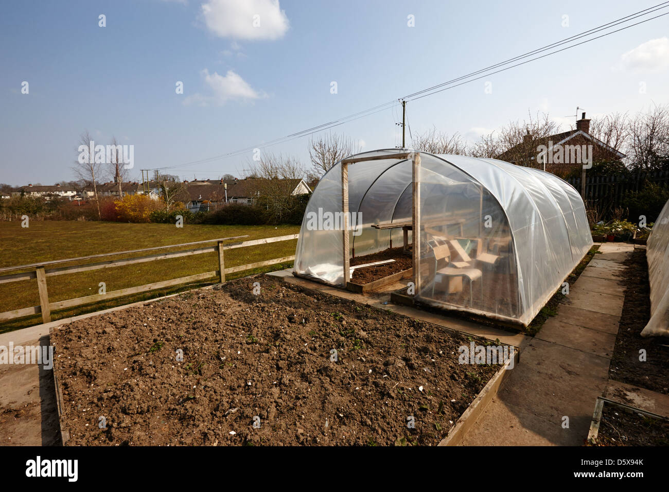 Large polytunnel hires stock photography and images Alamy