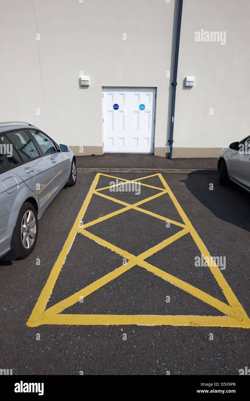 Emergency exit floor markings