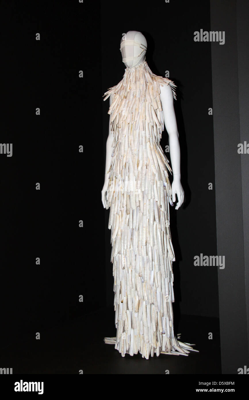 Atmosphere Preview of 'Alexander McQueen: Savage Beauty' at The ...