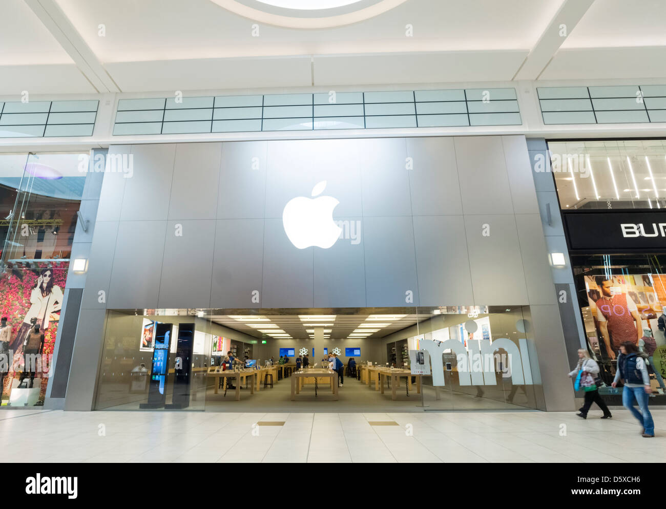 The Apple store at the Eldon Square shopping centre in Newcastle Upon Tyne Stock Photo