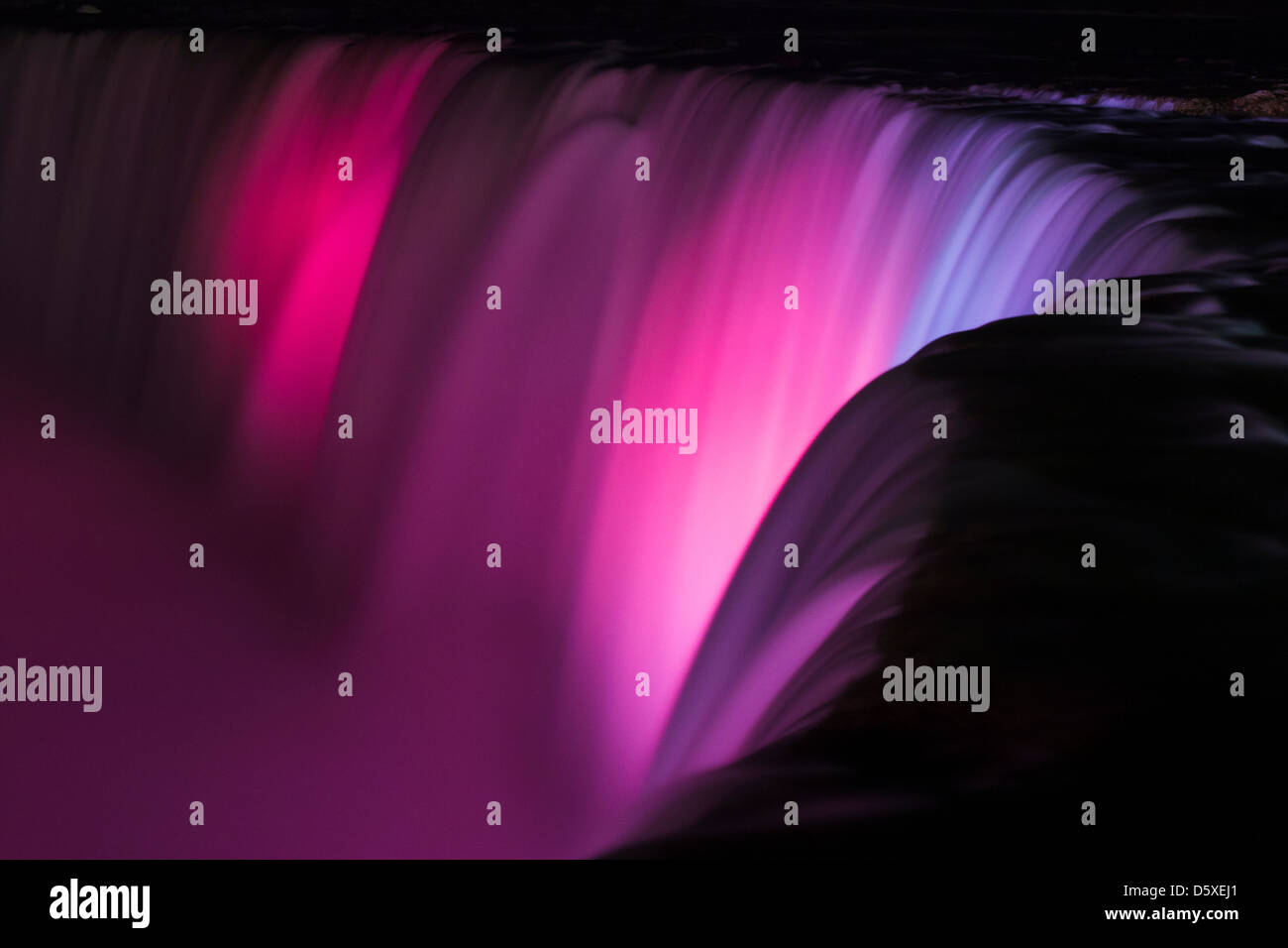 Horseshoe Falls at Niagara, Illuminated at Night Stock Photo Alamy