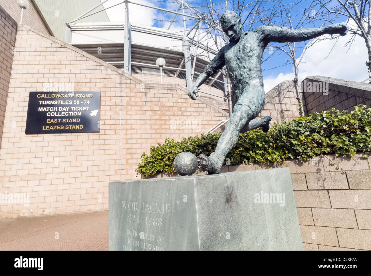 St james park newcastle hires stock photography and images Alamy
