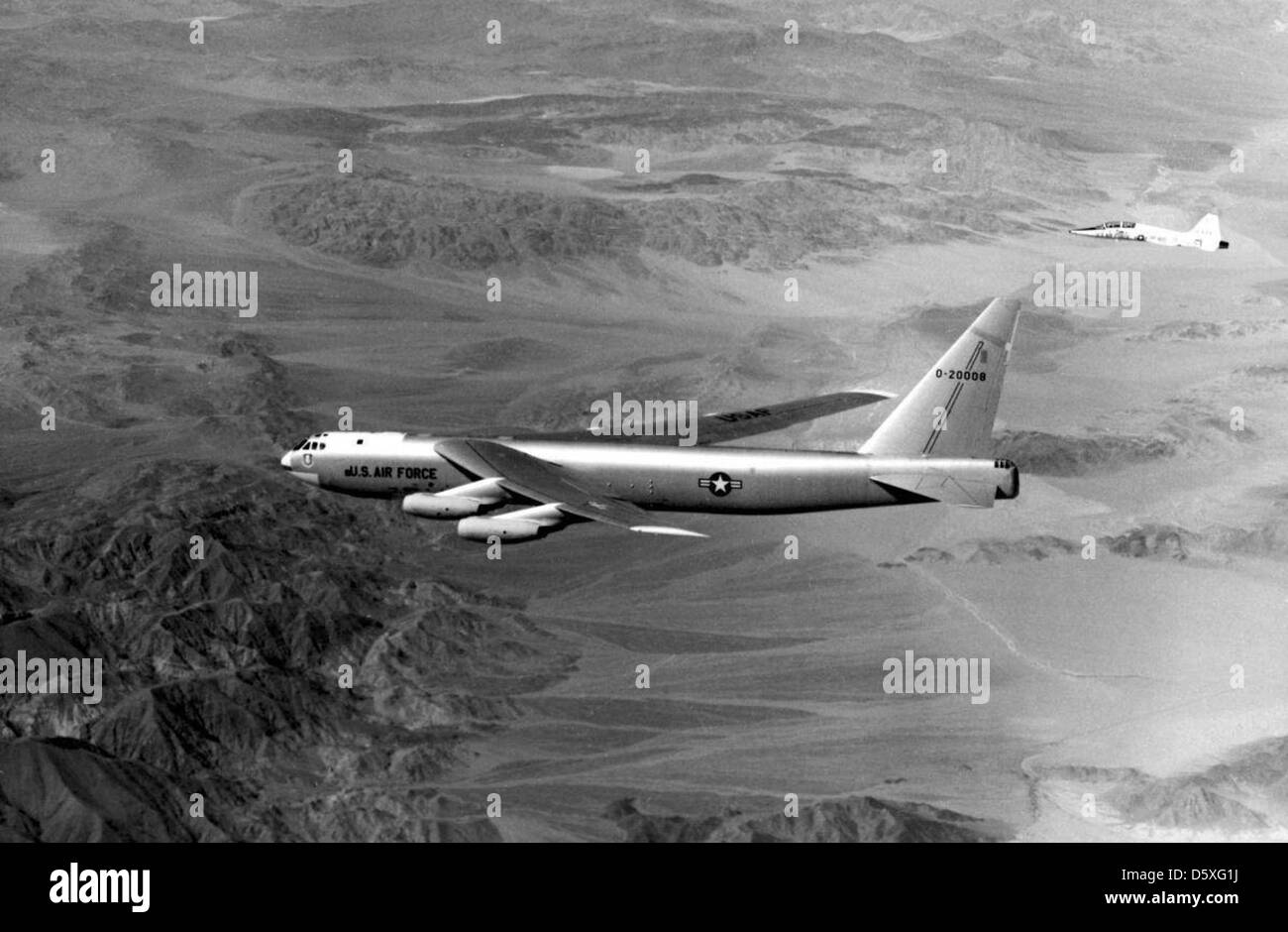 Boeing B 52B 10 BO Superfortress converted to NB 52B. To NASA as 008. Also note the NASA Northrop T 38 Talon chase plane alongside Stock Photo Alamy
