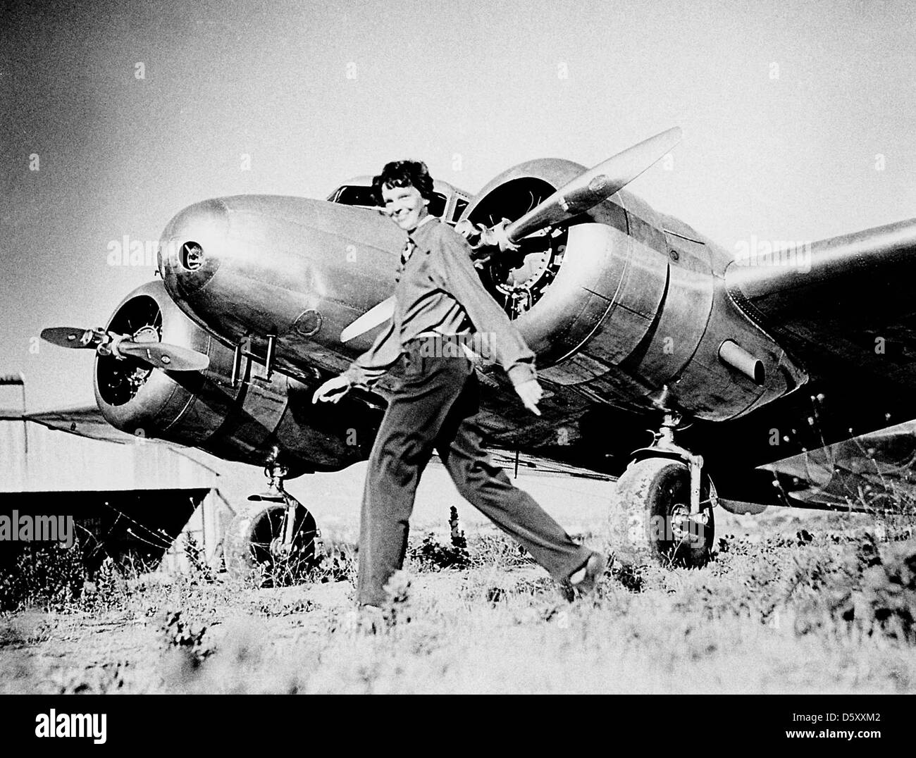Amelia Earhart and Lockheed 'Electra 10E' NR16020, 1937. Stock Photo