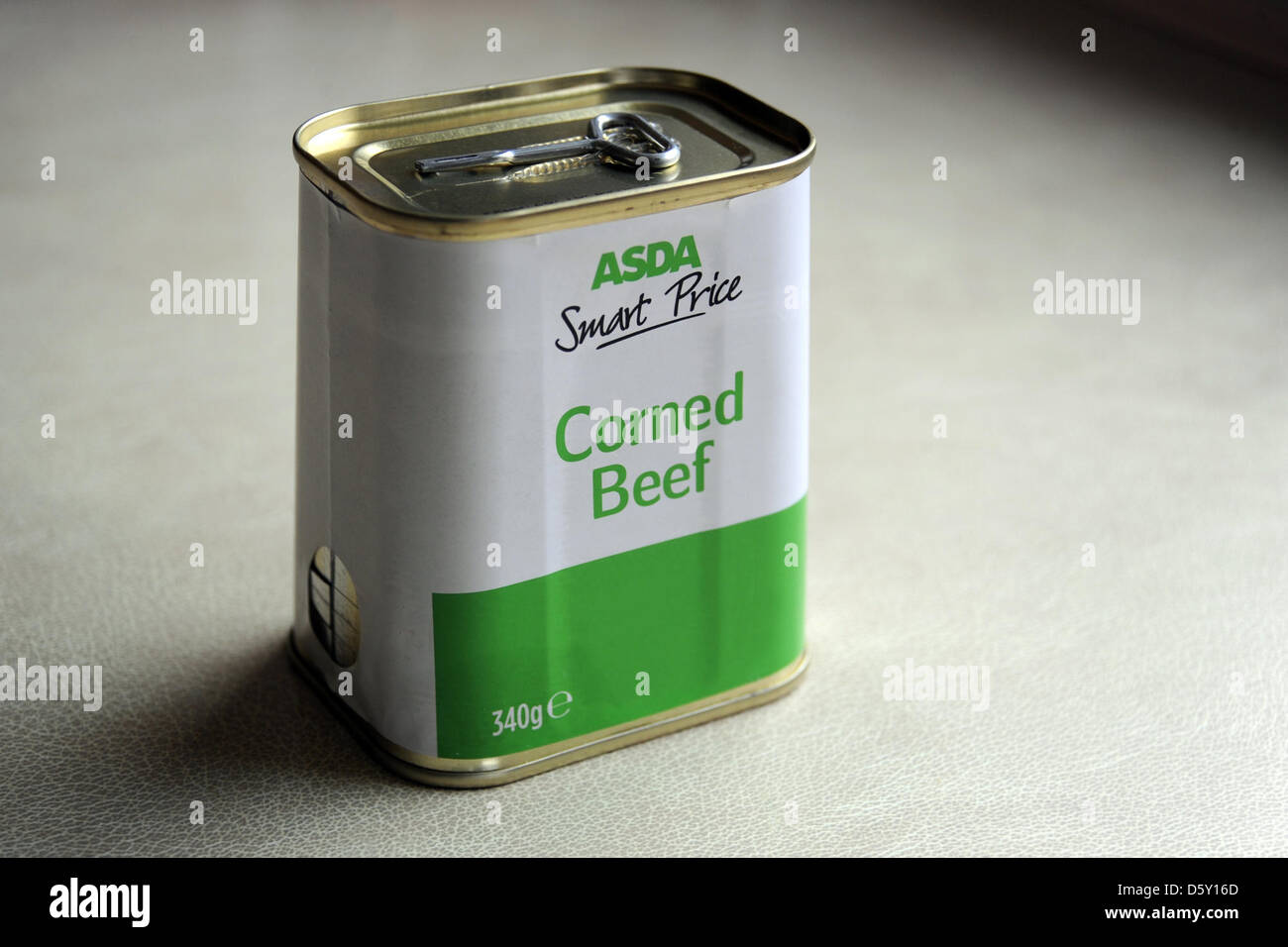 UK. 10th April 2013. Tin of Asda own brand smart price corned beef which has been withdrawn from sale at the supermarket due to a scare that it contains the horse drug bute. Credit: Rosemary Roberts / Alamy Live News Stock Photo