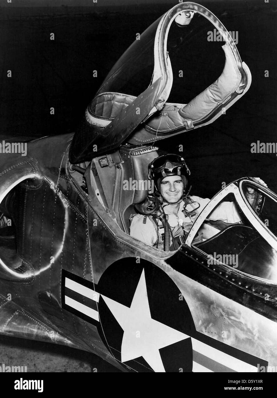 Lt. Gordon L. 'Gordo' Gray and Douglas A4D-1 'Skyhawk', 500 km Closed-Course Speed Record, Oct. 1955. Stock Photo