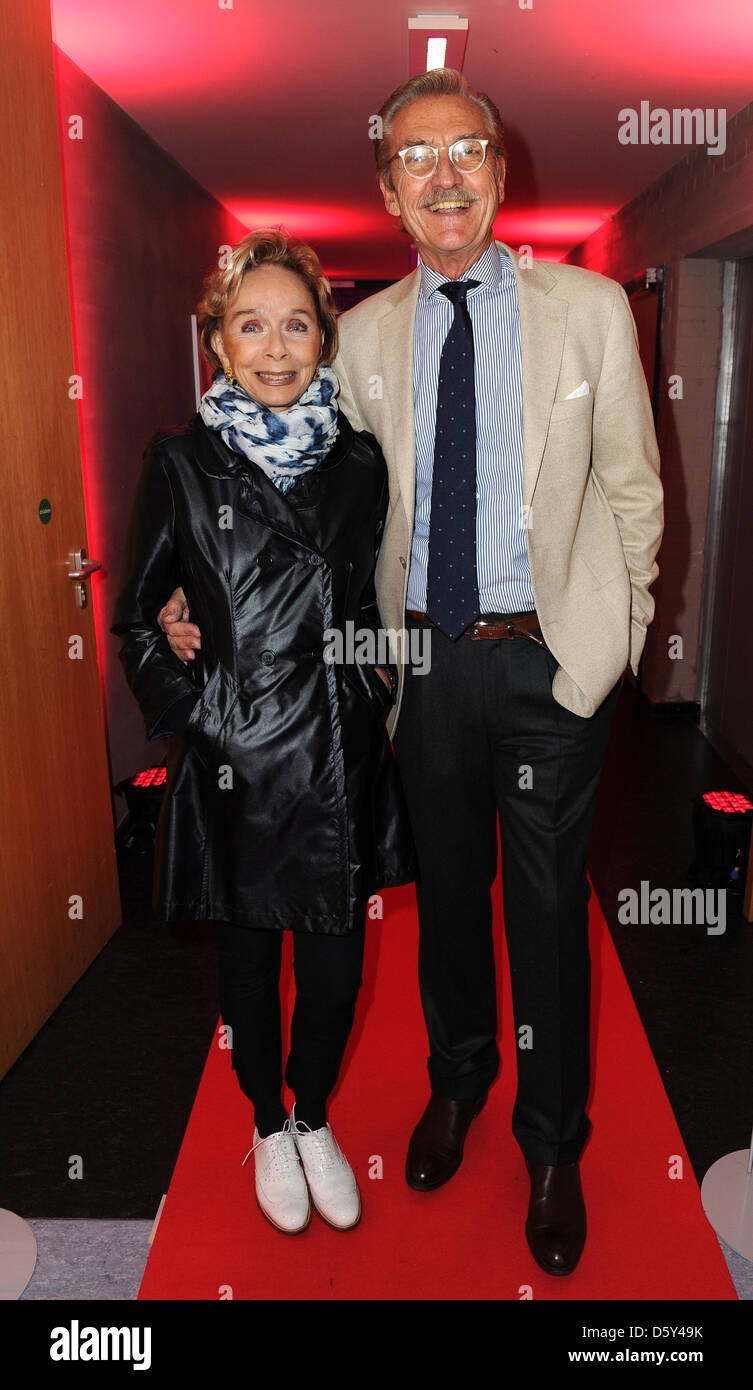 Actress Monika Peitsch and her husband Sven Hansen-Hoechstaedt arrive at the event 'Rendez-Vous at Film Set' held at the conservatoire in Munich, Germany, 10 October 2012. A Swiss watch manufacturer presented its new collection of watches for women called 'Rendez-Vous' at a film set. Photo: Ursula Dueren Stock Photo