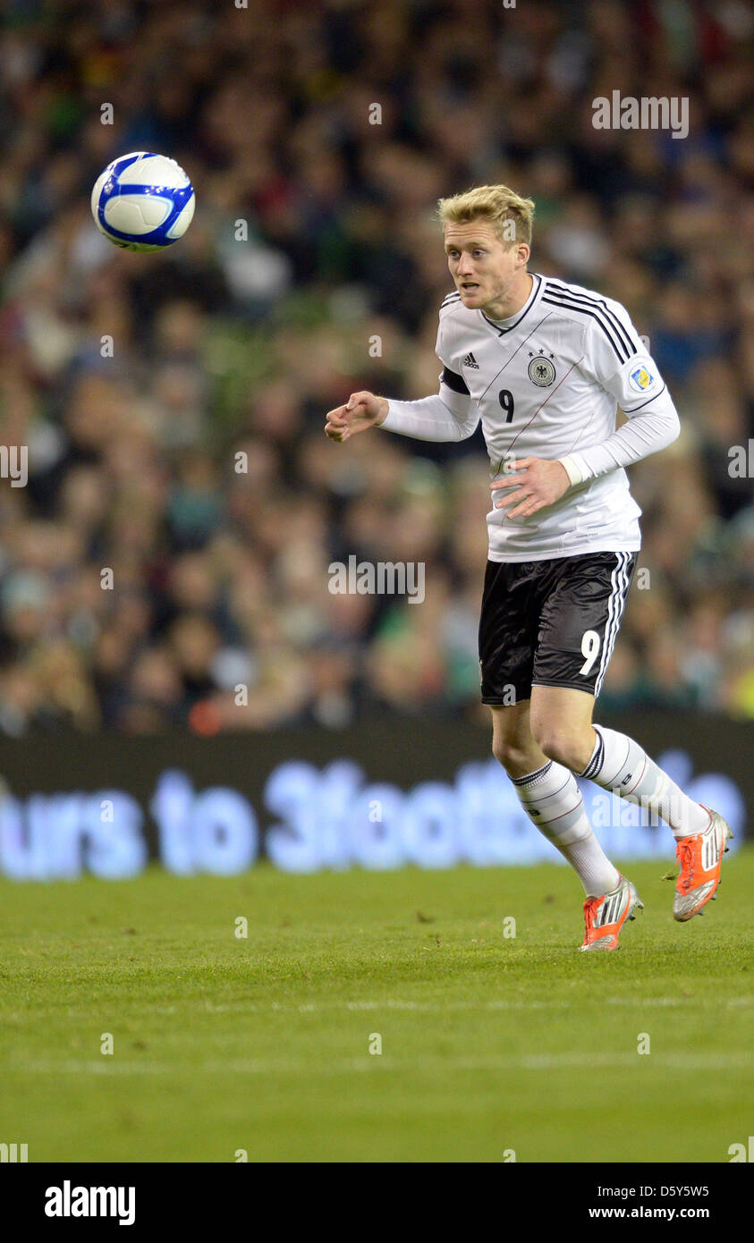 Germany's Andre Schürrle play the ball during the FIFA World Cup 2014 qualifying soccer match between Ireland and Germany at Aviva stadium in Dublin, Ireland, 12 October 2012. Photo: Federico Gambarini/dpa Stock Photo