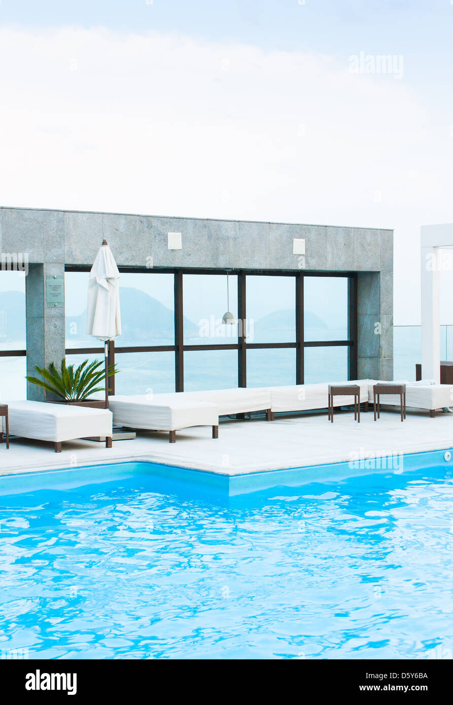 Luxury swimming pool hi-res stock photography and images - Alamy