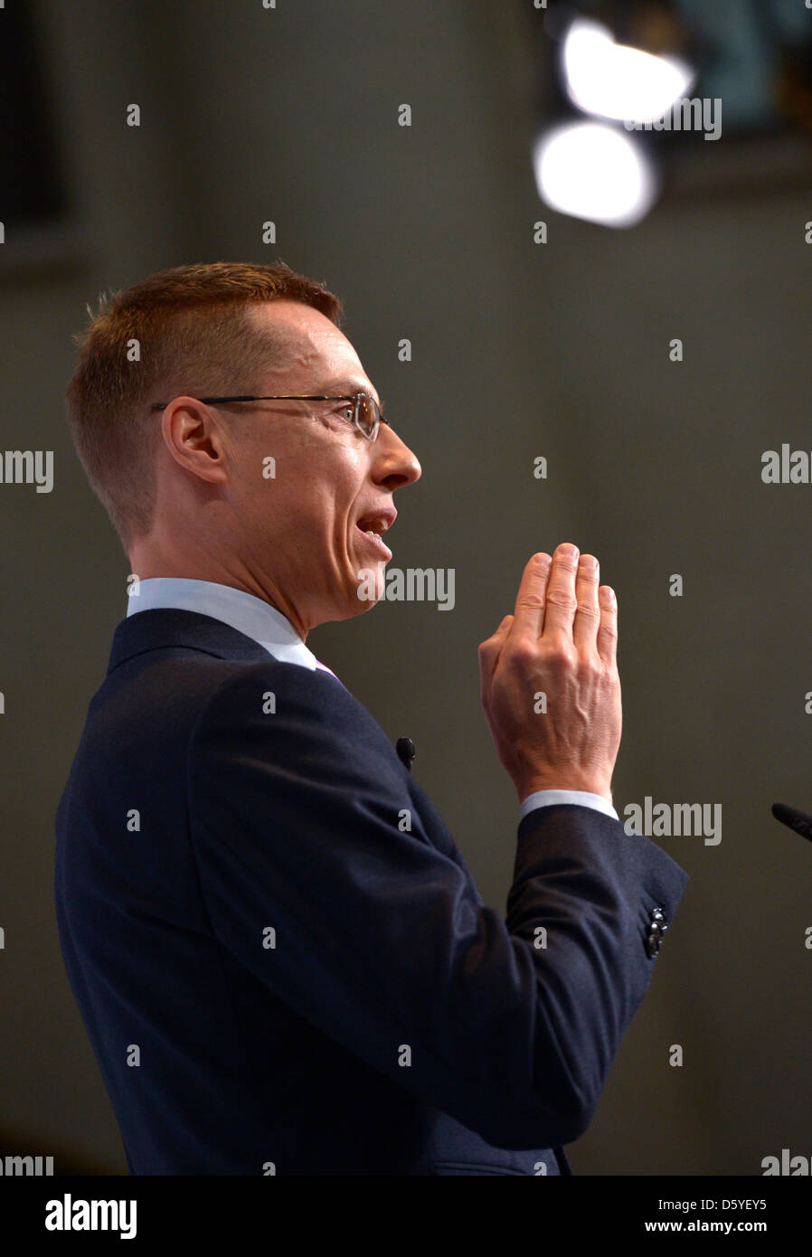 Finnish Minister for European Affairs and Foreign Trade Alexander Stubb delivers a speech during the 2nd Berlin Foreign Policy Forum in Berlin, Germany, 23 October 2012. The 2nd Berlin Foreign Policy Forum initiated by the Koerber Foundation focuses the future of Europe. Photo: RAINER JENSEN Stock Photo