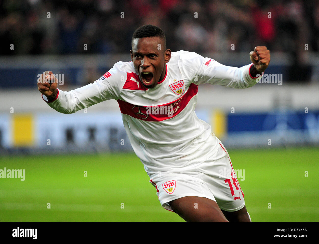 Stuttgart s Ibrahima Traore Celebrates The 2 1 Goal During The German 