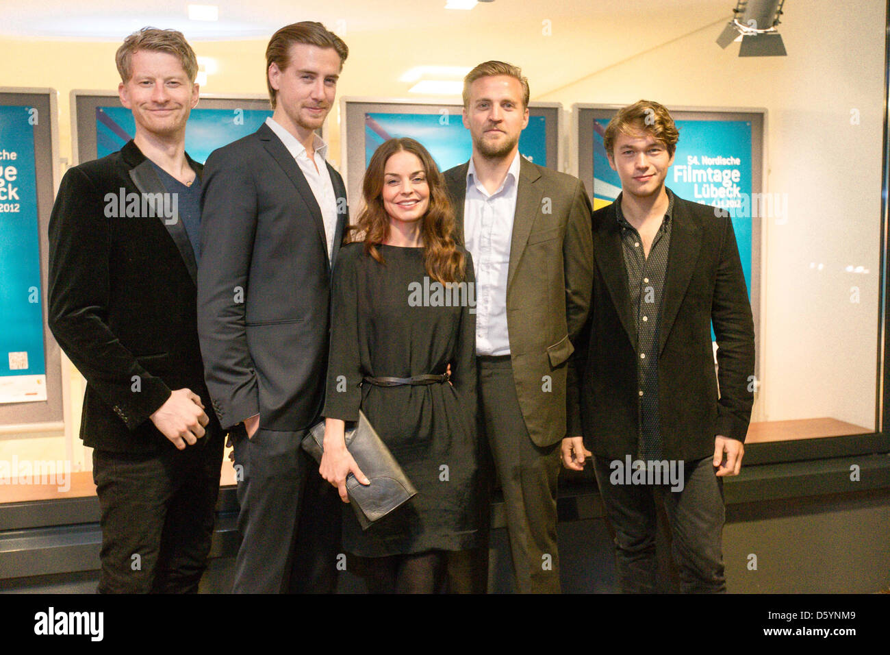 'Kon-Tiki' actors Odd-Magnus Williamson (L-R), Pal Sverre Valheim Hagen, Agnes Kittelsen, Tobias Santelmann and Jakob Oftebro pose at the 54th Nordic Film Days in Luebeck, Germany, 31 October 2012. The Nordic Film Days are the only festival devoted to films from Northern and Northeastern Europe. Photo: Markus Scholz Stock Photo