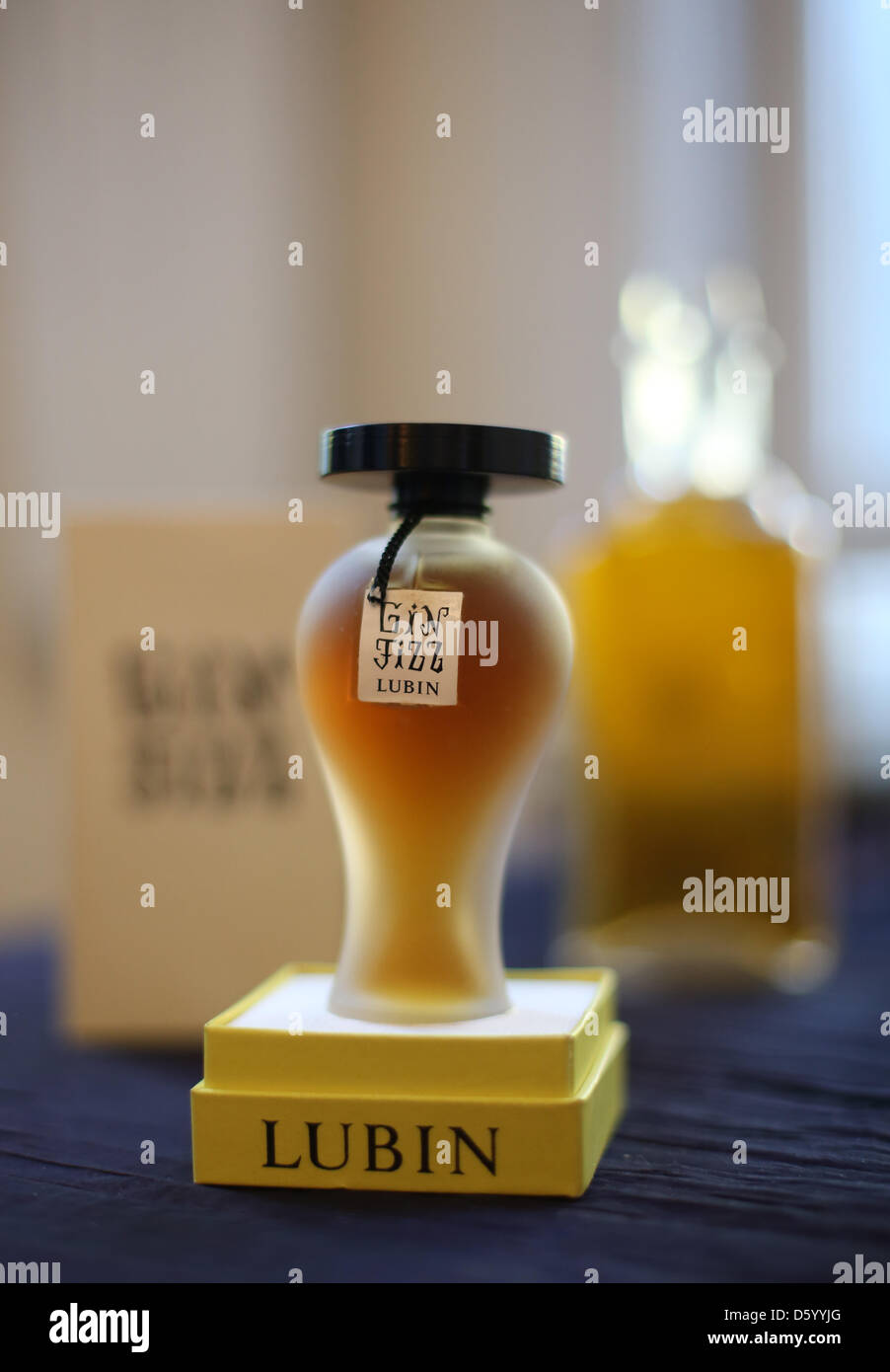 gin fizz perfume