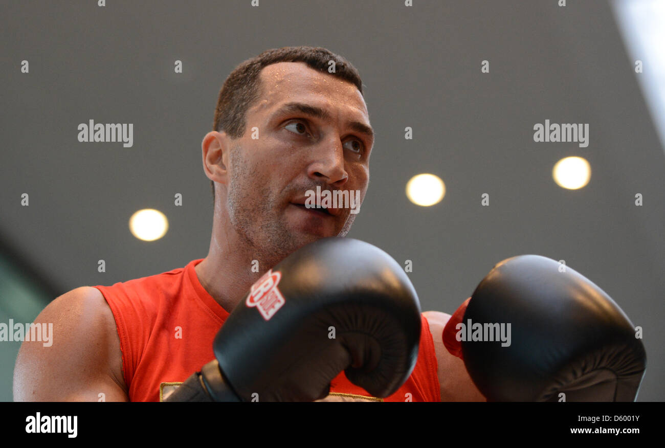 Ukrainian boxing heavyweight world champion Wladimir Klitschko boxes