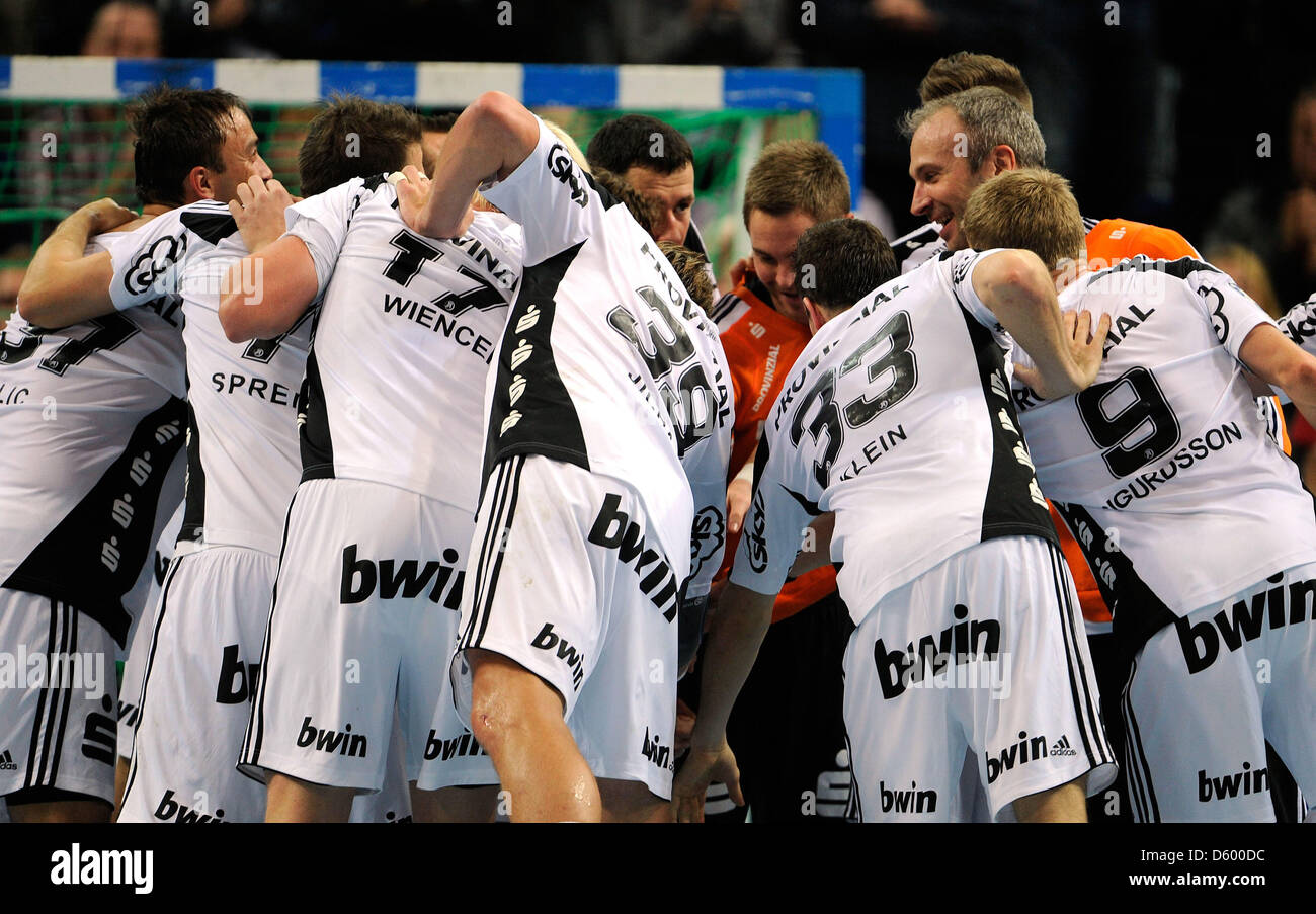 Kiehl's team cheers after Kiehl wins a handball Bundesliga match between THW Kiel and SG Flensburg-Handewitt at Sparkassen Arena in Kiel, Germany, 7 November 2012. THe match ended by 34:27. Photo: Axel Heimken Stock Photo