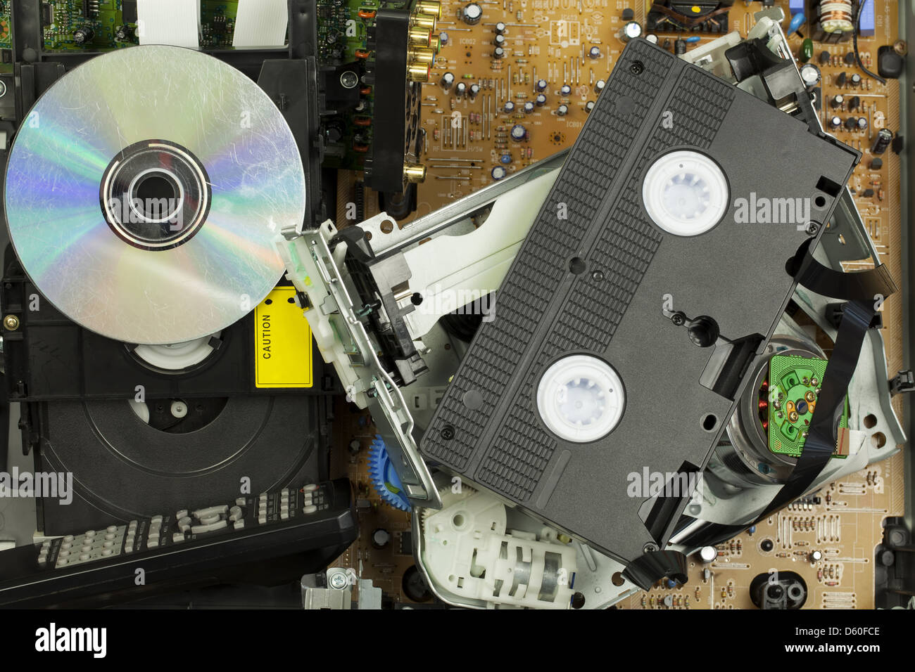 Dvd player old hi-res stock photography and images - Alamy