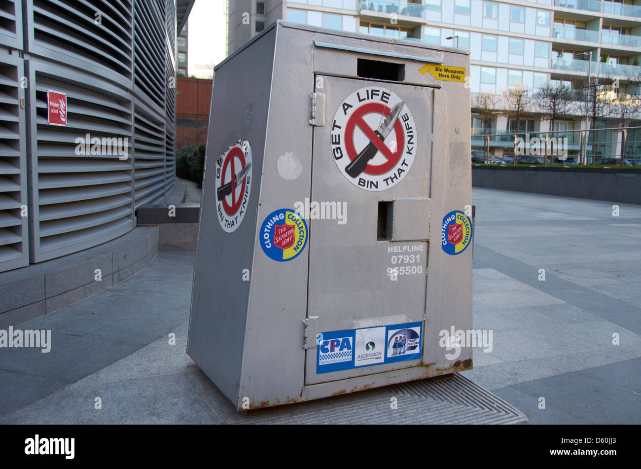 Binaknife box on a London Street (in Victoria Stock Photo Alamy