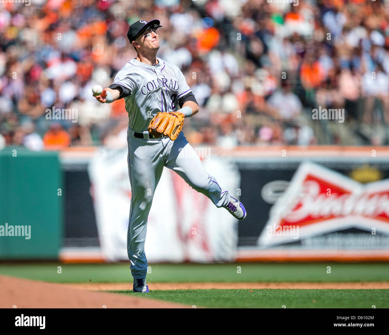 May 9,2016: Toronto Blue Jays shortstop Troy Tulowitzki (2) walks towards  the field to take batting practice prior to the regular season game between  the San Francisco Giants versus the Toronto Blue