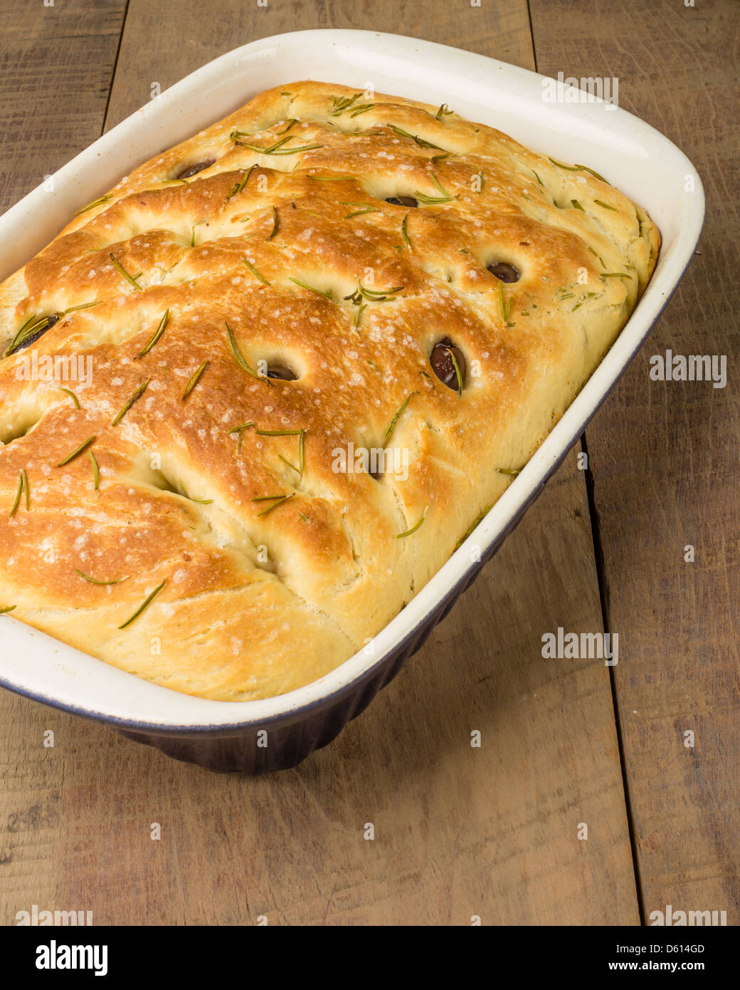 Ceramic bread pan hi-res stock photography and images - Alamy