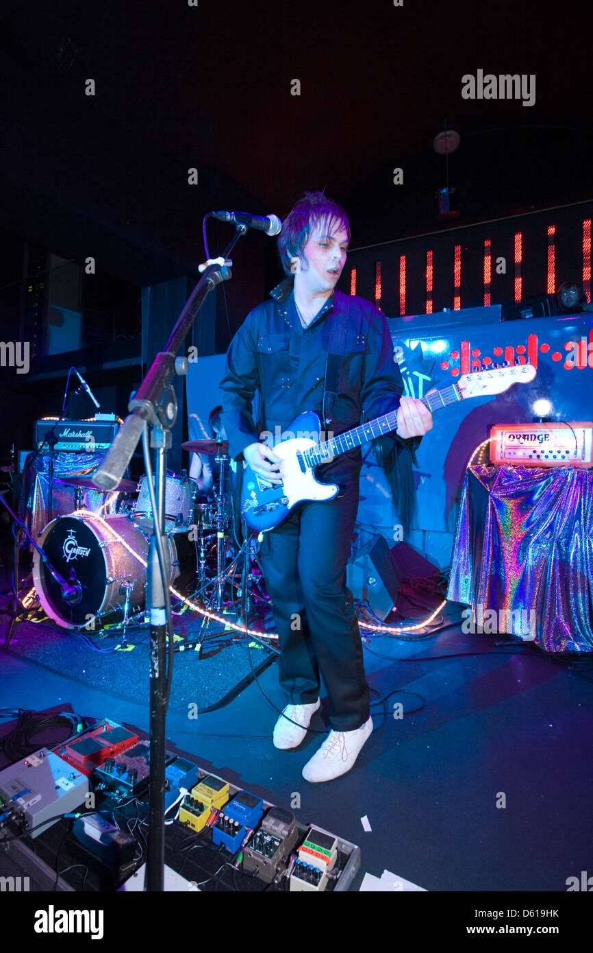 The Diamond Hoo Ha Men (Hotrats) a Supergrass sideproject covers band