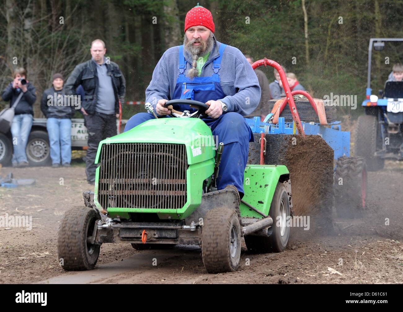 Lawn mower pulling tractor new arrivals