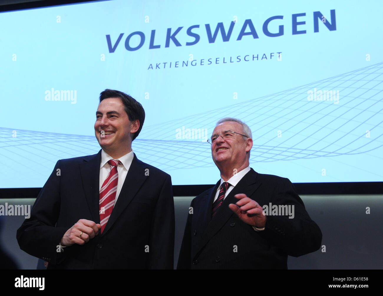Lower saxonian Prime Minister David McAllister (L) and chairman of the Managing Board Martin Winterkorn prior to the general meeting of car manufacturer  Volkswagen in Hamburg, Germany, 19 April 2012. Ursula Piech will be elected to the supervisory board during the meeting. Photo: MARCUS BRANDT Stock Photo